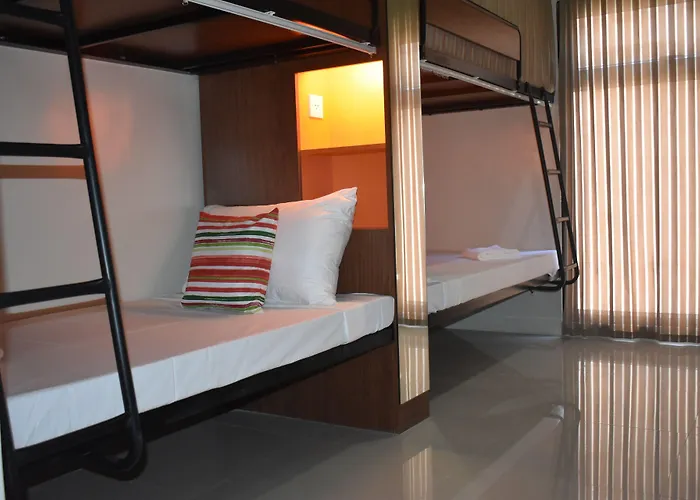 G Square Residences 3*